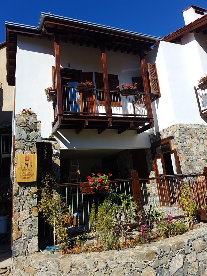 Kalopanayiotis Museum Inn Kalopanagiotis Exteriör bild